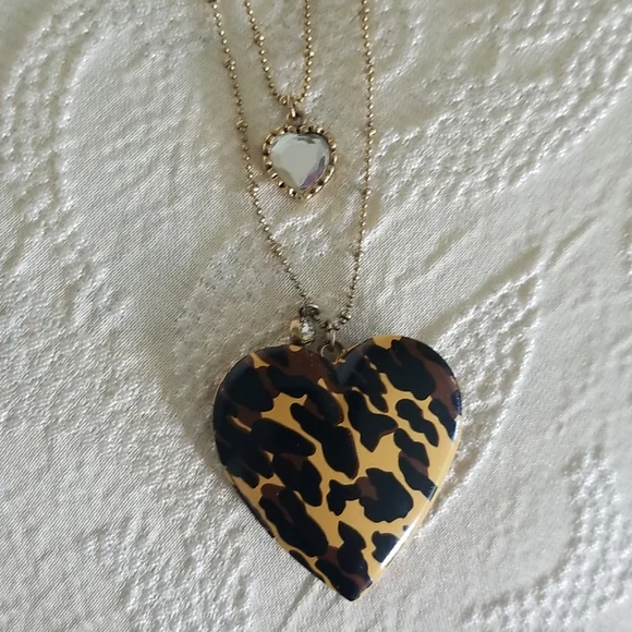 Vintage Betsey Johnson Leopard Print Heart Necklace - Picture 2 of 10